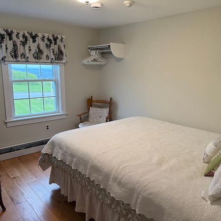 Cooper Hill Inn East Dover Extérieur photo