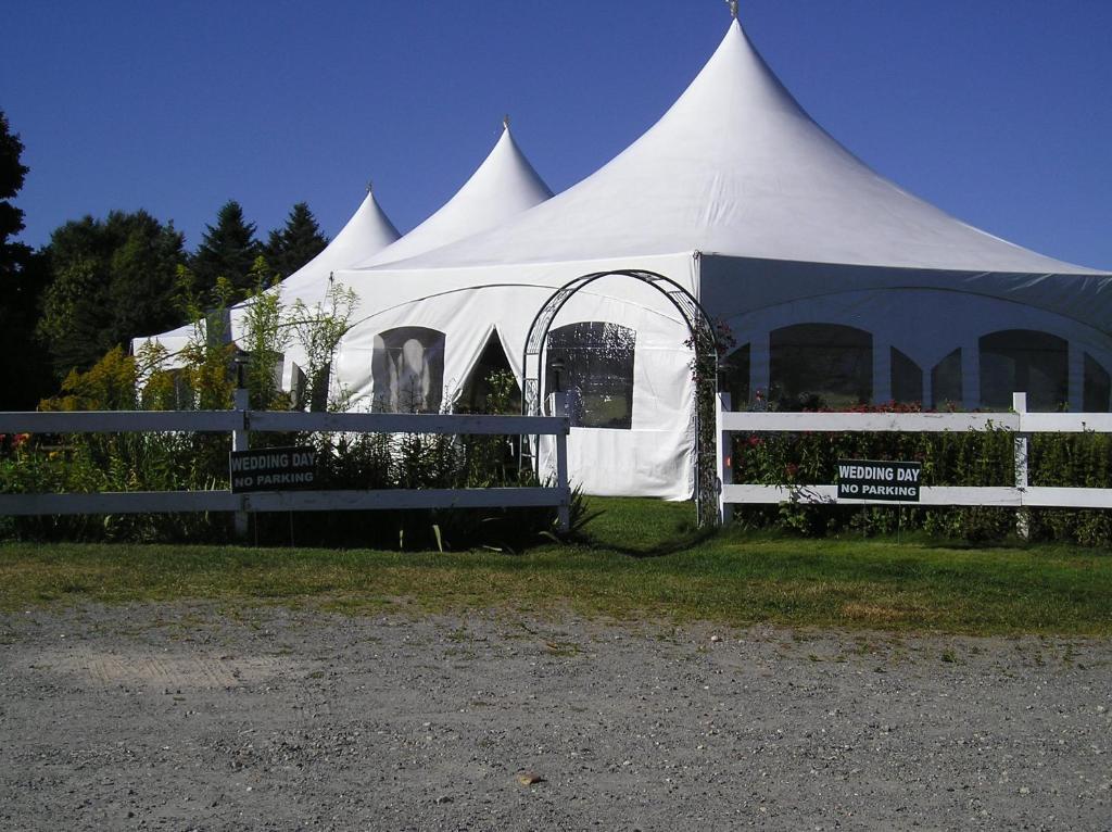 Cooper Hill Inn East Dover Extérieur photo